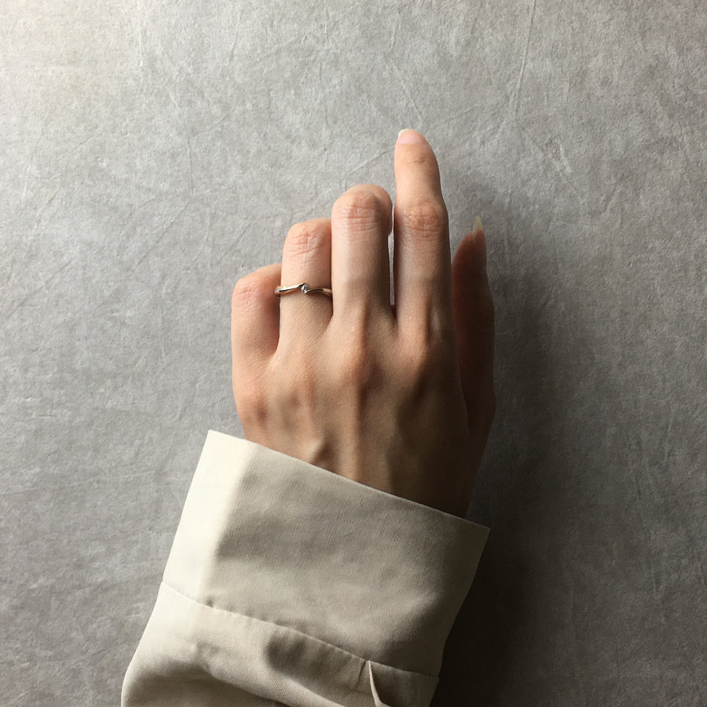 Stéelgenic Diamond Solitaire Ring HUG|RSN9303